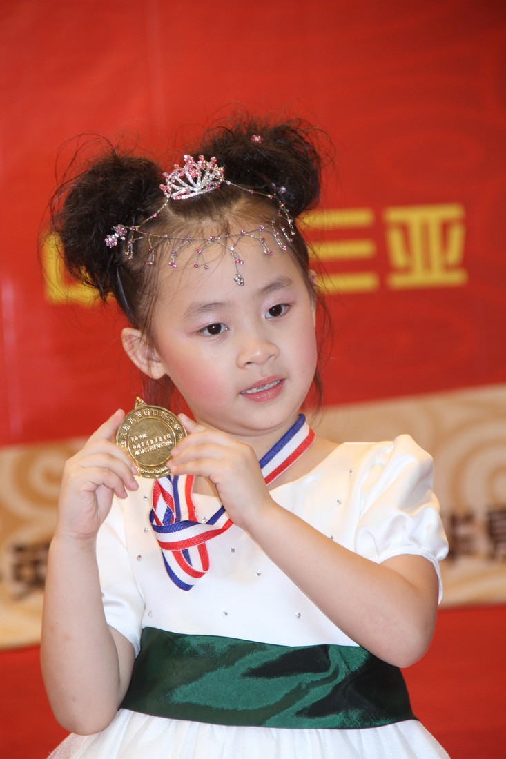 第五国际英语电视大赛和第六届全国幼儿英语口语大赛全国总决赛现场实况（周宗贵 摄影） (66).jpg