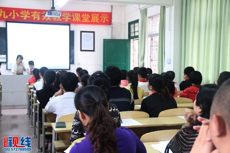 海口29小学举行首届家长开放日活动（周宗贵 摄影） (2).jpg