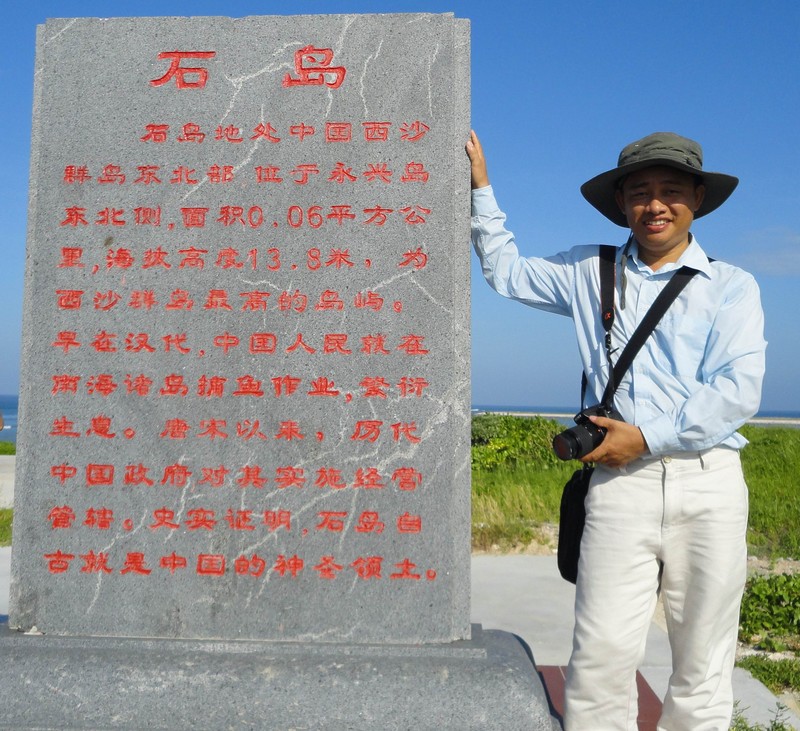 第三届感动海南2012十大新闻人物评选候选人3008号：周宗贵 (6).jpg