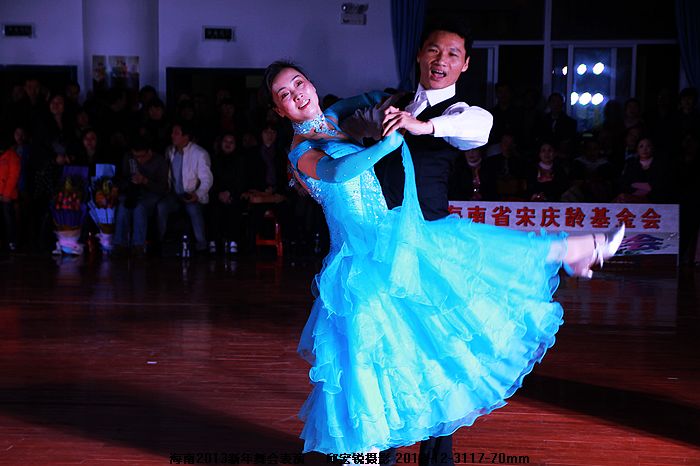IMG_4965标准舞华尔兹表演.jpg