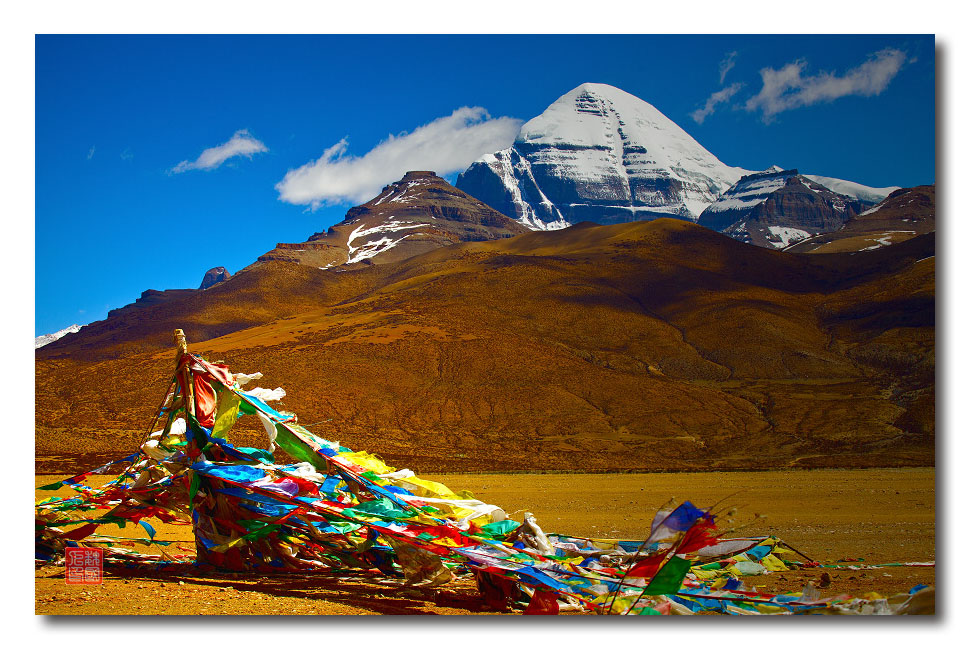 .冈仁波齐峰是中国冈底斯山脉主峰，中国最美的、令人震撼的十大名山之一。