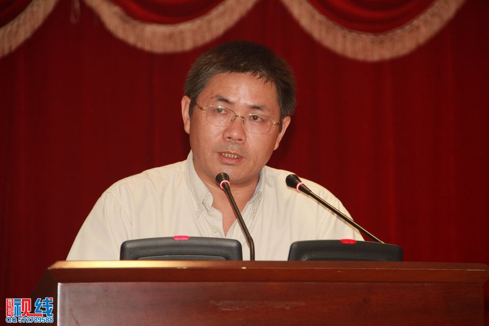 农民博览会官方网站启动仪式暨屯昌县电子商务协会成立大会现场实况。（周宗贵 摄影） (15).jpg