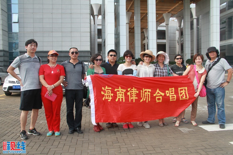 “威马逊”无情人间有爱   各界爱心汇聚文昌灾区。（周宗贵 摄） (57).jpg