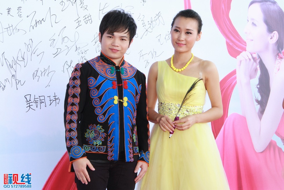 红妆18华年盛典震撼开启  青春红妆 感谢有您。（周宗贵 摄） (23).jpg