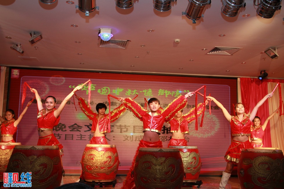 “梦圆中秋，愫乡情”中秋联谊会现场实况。（周宗贵 摄） (11).jpg