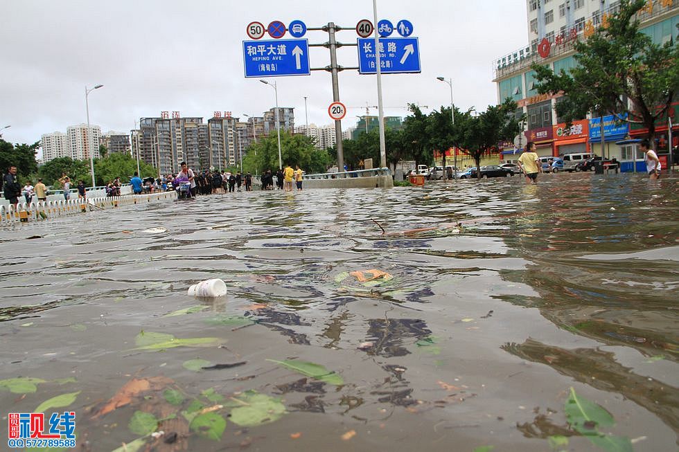 贵哥摄击：“海鸥”殴打海南，椰城变成水城。（周宗贵 摄） (41).jpg