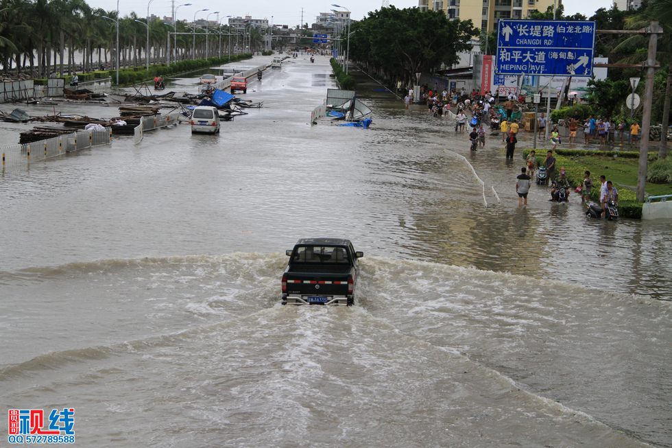 贵哥摄击：“海鸥”殴打海南，椰城变成水城。（周宗贵 摄） (45).jpg