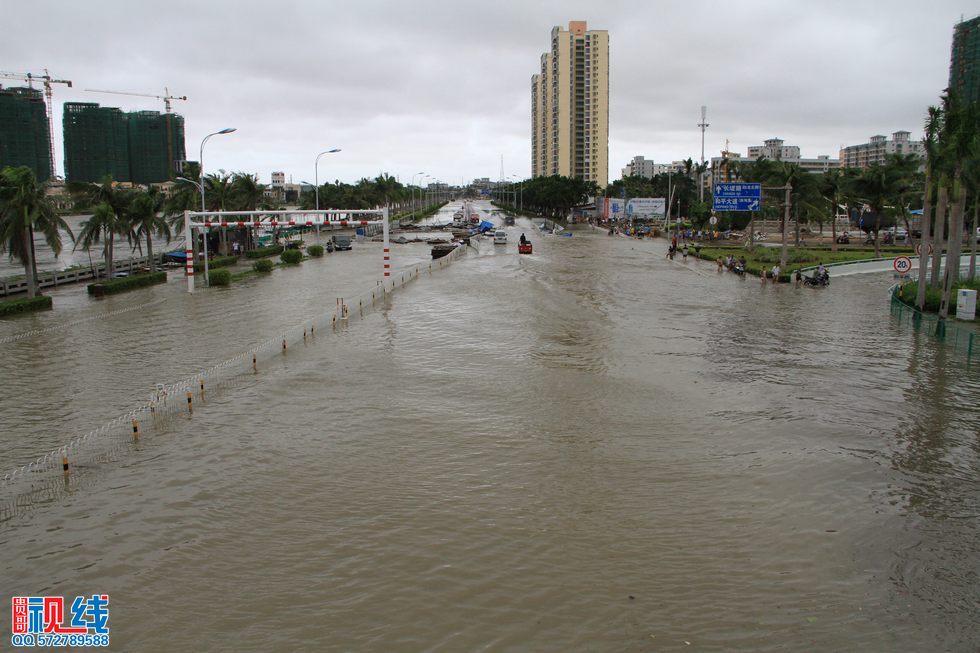 贵哥摄击：“海鸥”殴打海南，椰城变成水城。（周宗贵 摄） (46).jpg