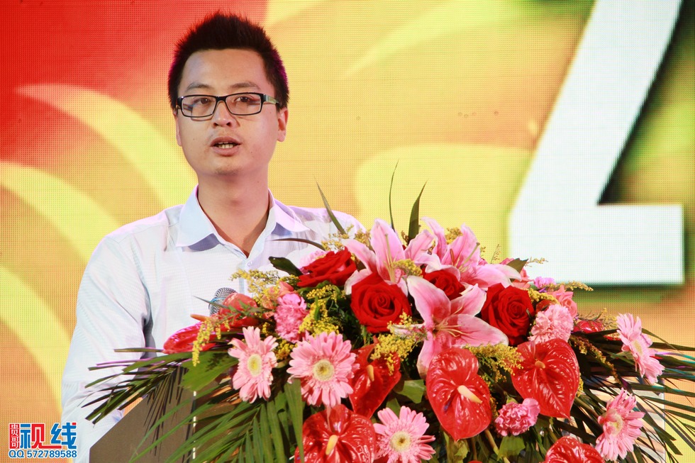 2014聚力中国 盟承未来 中弘股份分销商大会暨签约仪式现场实况。（周宗贵 摄） (17).jpg