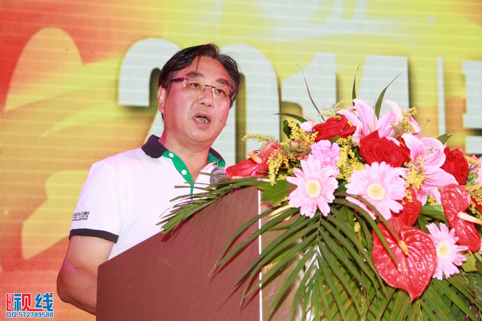 2014聚力中国 盟承未来 中弘股份分销商大会暨签约仪式现场实况。（周宗贵 摄） (27).jpg