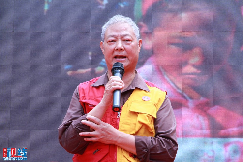 冠珠陶瓷“冠爱行动美丽童行”海口站爱心助学活动现场实况。（周宗贵 摄） (25).jpg