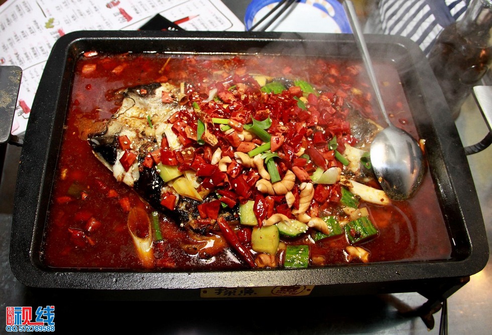 最文艺烤鱼店“探鱼”登陆海口  再不探鱼你就OUT了！（周宗贵 摄） (29).jpg