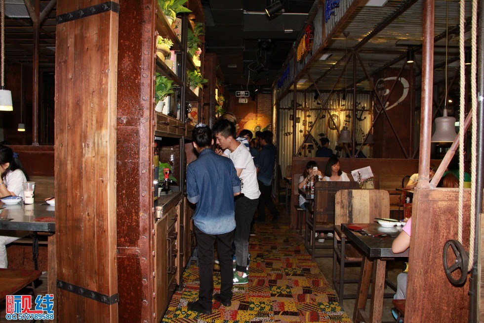 最文艺烤鱼店“探鱼”登陆海口  再不探鱼你就OUT了！（周宗贵 摄） (40).jpg