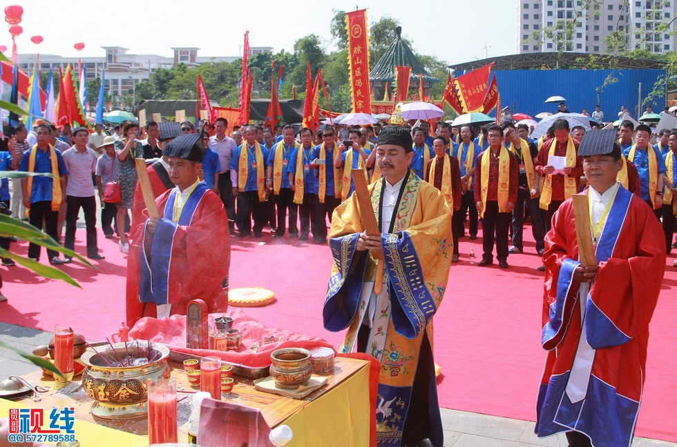 海南冯宝冼夫人纪念馆暨冯氏宗祠落成典礼现场实况。（周宗贵 摄） (36).jpg