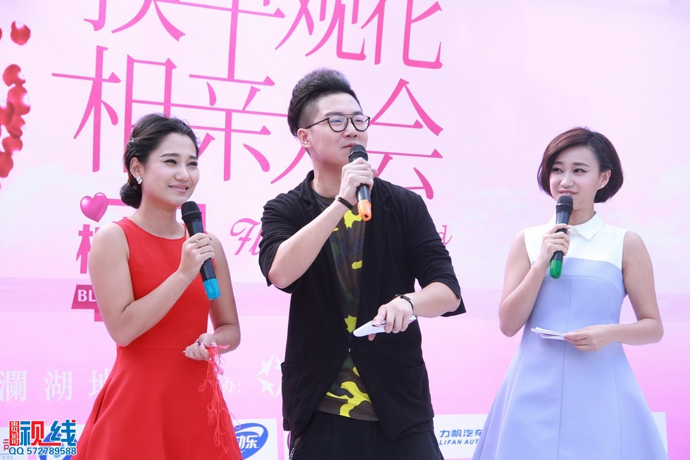 《相亲记》换草观花，相亲大会在观澜湖举行。（周宗贵 摄） (17).jpg