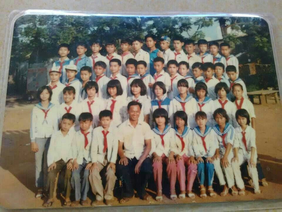 海口市长流墟小学87-89届毕业班同学大合影 (2).jpg