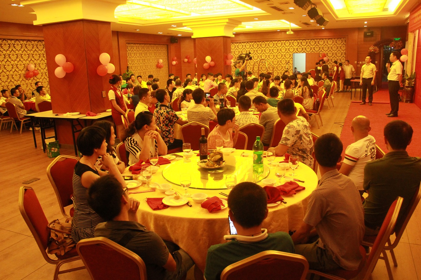 2014长流墟小学87-89届同学聚会晚宴实况（周宗贵 摄） (3).jpg
