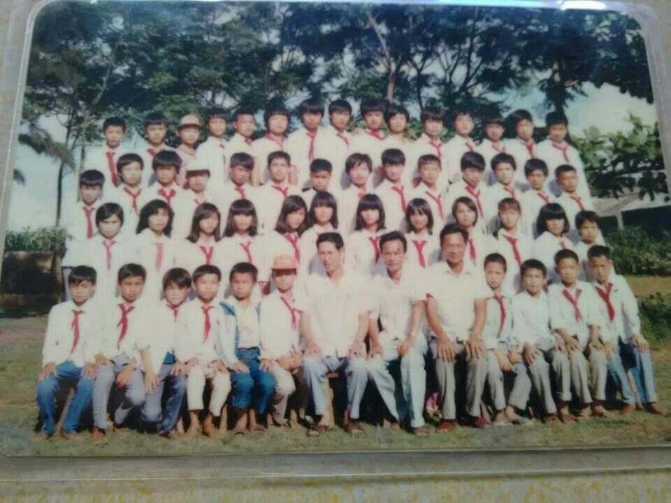 海口市长流墟小学87-89届毕业班同学大合影 (1).jpg