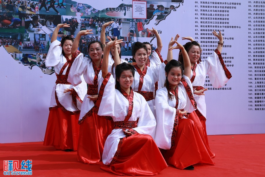海南伏羲教育研究院暨基金会在海口成立。（周宗贵 摄） (19).jpg