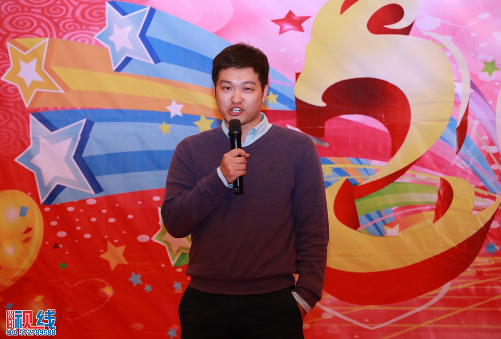 清华幼儿园、清华优才举办2015庆元旦联欢晚会盛况。（周宗贵 摄） (5).jpg