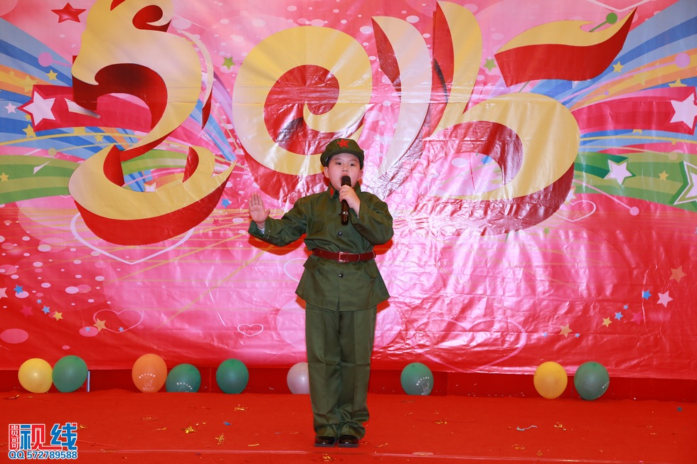 清华幼儿园、清华优才举办2015庆元旦联欢晚会盛况。（周宗贵 摄） (58).jpg