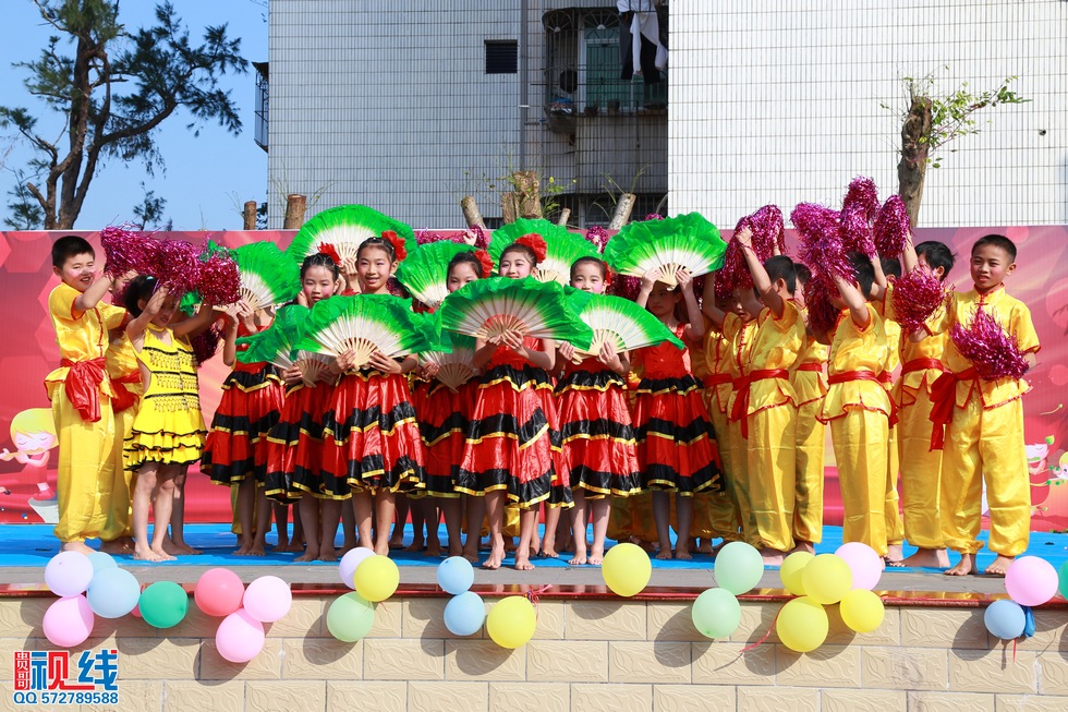 海口第29小学举办第三届艺术节现场实况。（周宗贵 摄） (62).jpg