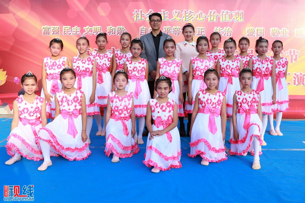 海口第29小学举办第三届艺术节现场实况。（周宗贵 摄） (96).jpg