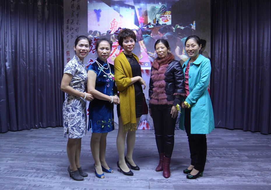 “女人魅力 旗袍之雅”旗袍沙龙主题活动实况。（王海滢 摄） (3).jpg