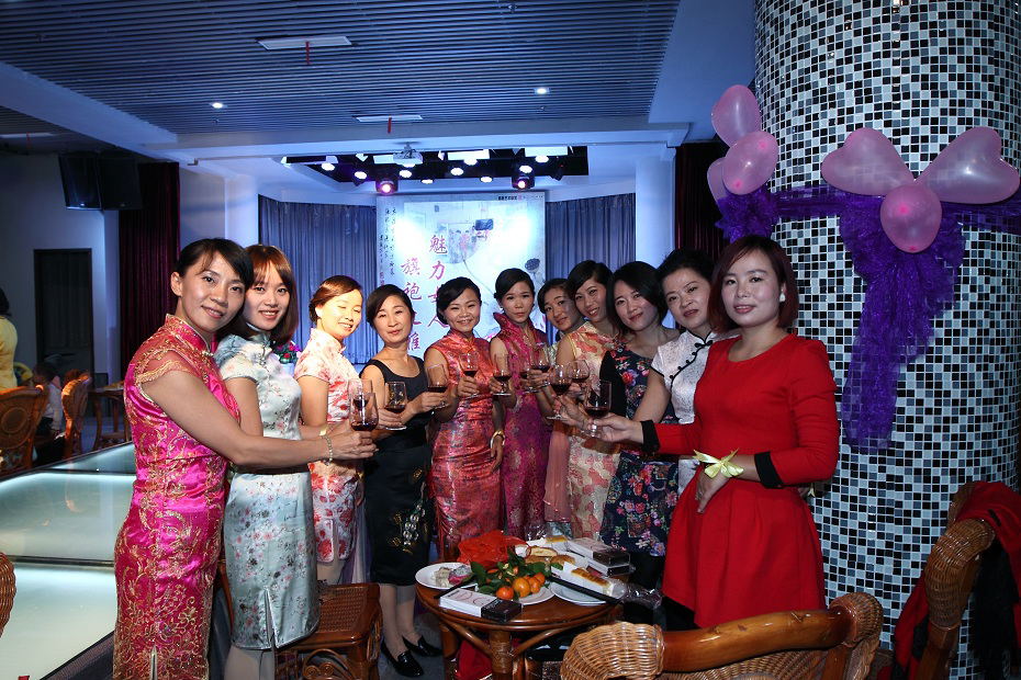 “女人魅力 旗袍之雅”旗袍沙龙主题活动实况。（王海滢 摄） (23).jpg