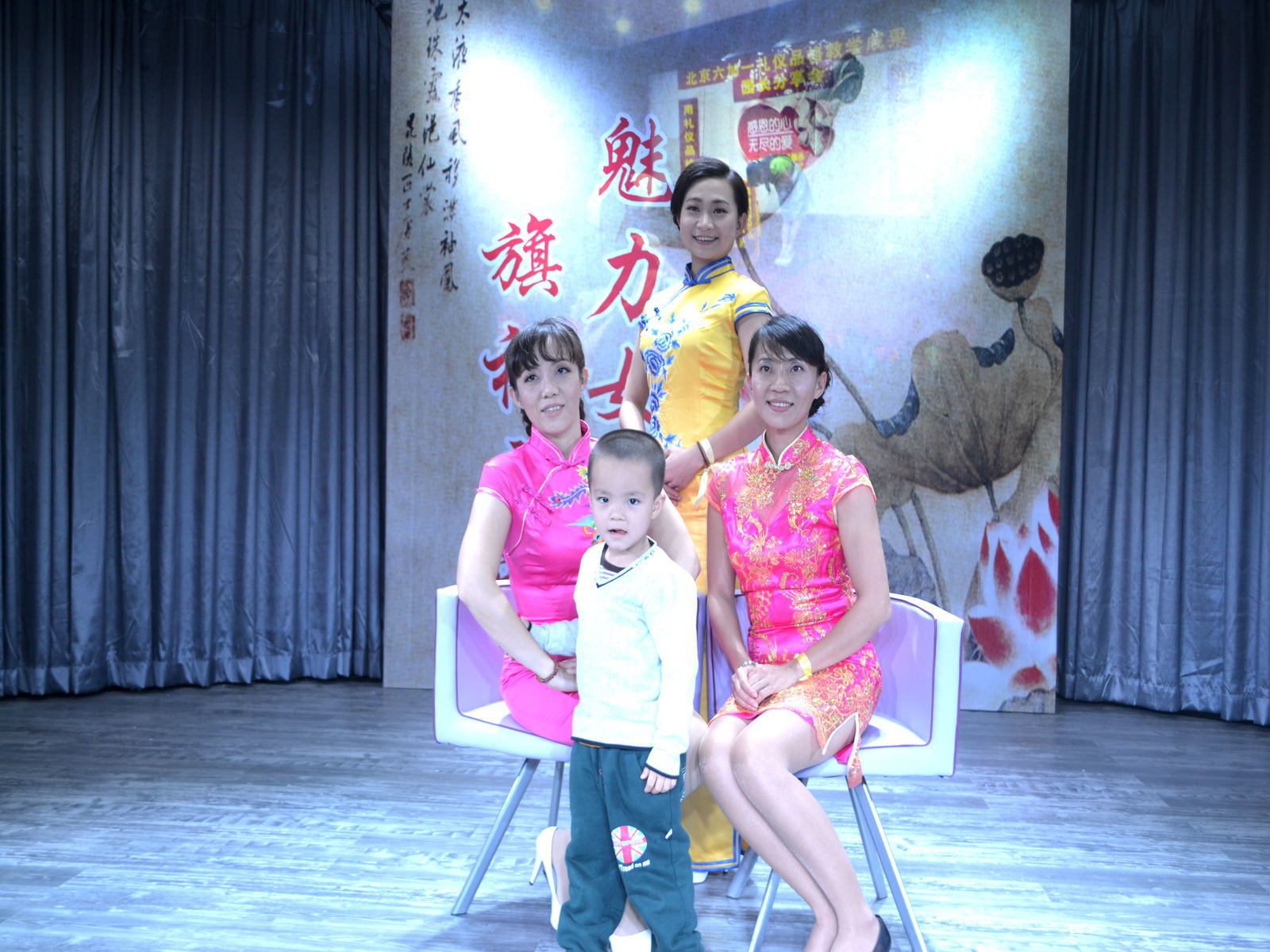 “女人魅力 旗袍之雅”旗袍沙龙主题活动实况。（王海滢 摄） (93).jpg