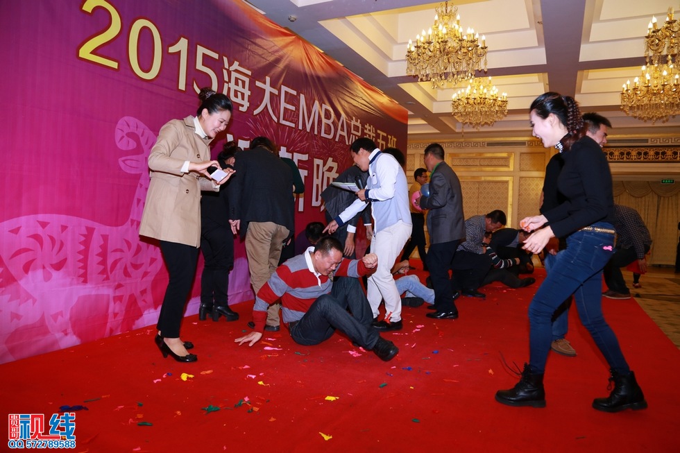 2015海大EMBA总裁五班迎新晚会实况。（周宗贵 摄） (36).jpg