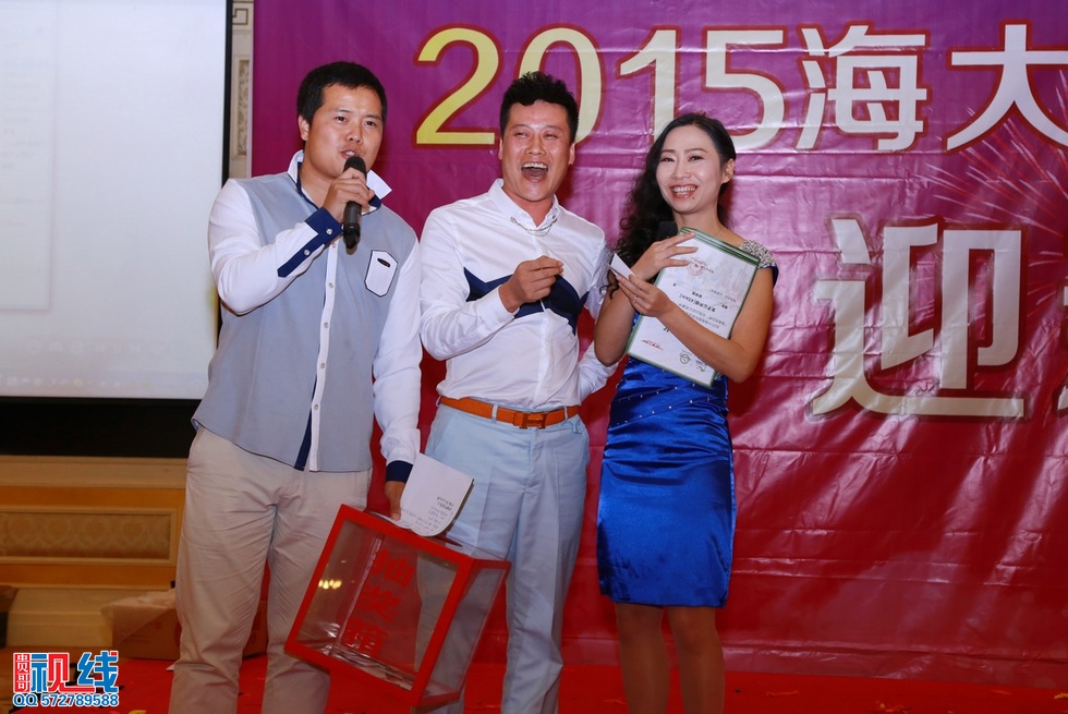 2015海大EMBA总裁五班迎新晚会实况。（周宗贵 摄） (60).jpg