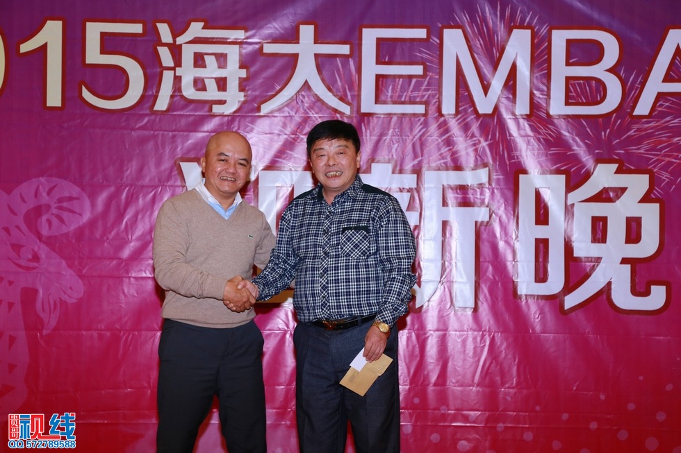 2015海大EMBA总裁五班迎新晚会实况。（周宗贵 摄） (67).jpg