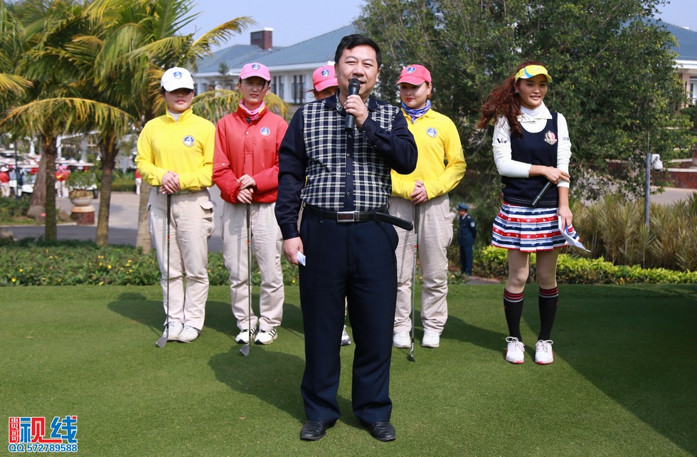 湖南商会潇湘高尔夫球队2014年终赛比赛实况。（周宗贵 摄） (11).jpg