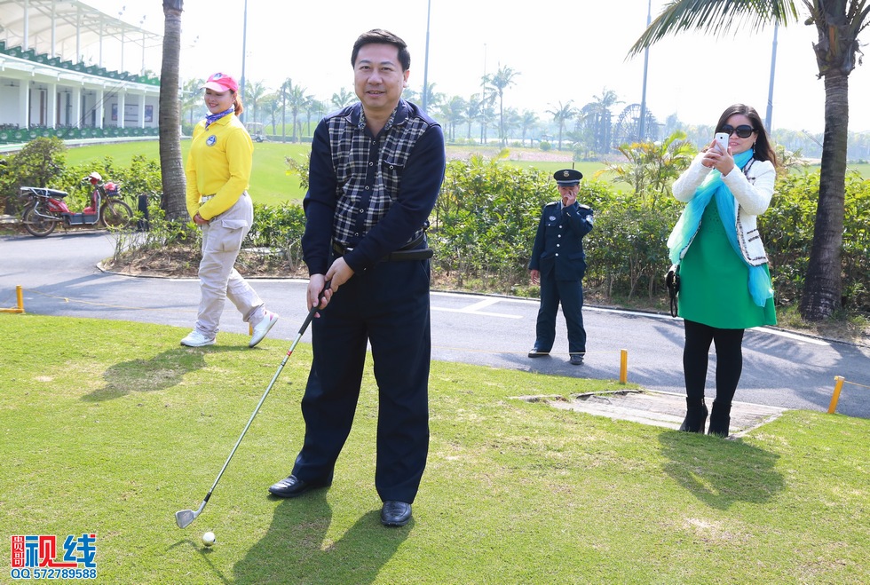 湖南商会潇湘高尔夫球队2014年终赛比赛实况。（周宗贵 摄） (16).jpg