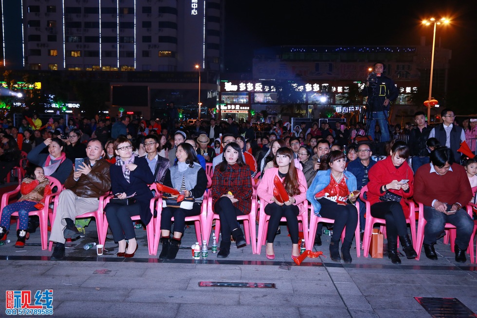 海口电视台《热带播报》十周年观众见面会现场实况。（周宗贵 摄） (31).jpg
