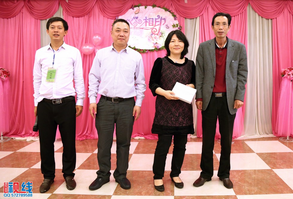 海南省畜牧业协会2014年年会暨第二届健康养猪论坛现场实况。（周宗贵 摄） (46).jpg
