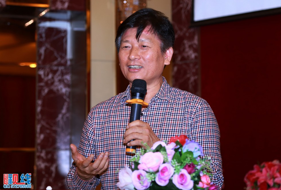 海南省畜牧业协会2014年年会暨第二届健康养猪论坛现场实况。（周宗贵 摄） (34).jpg