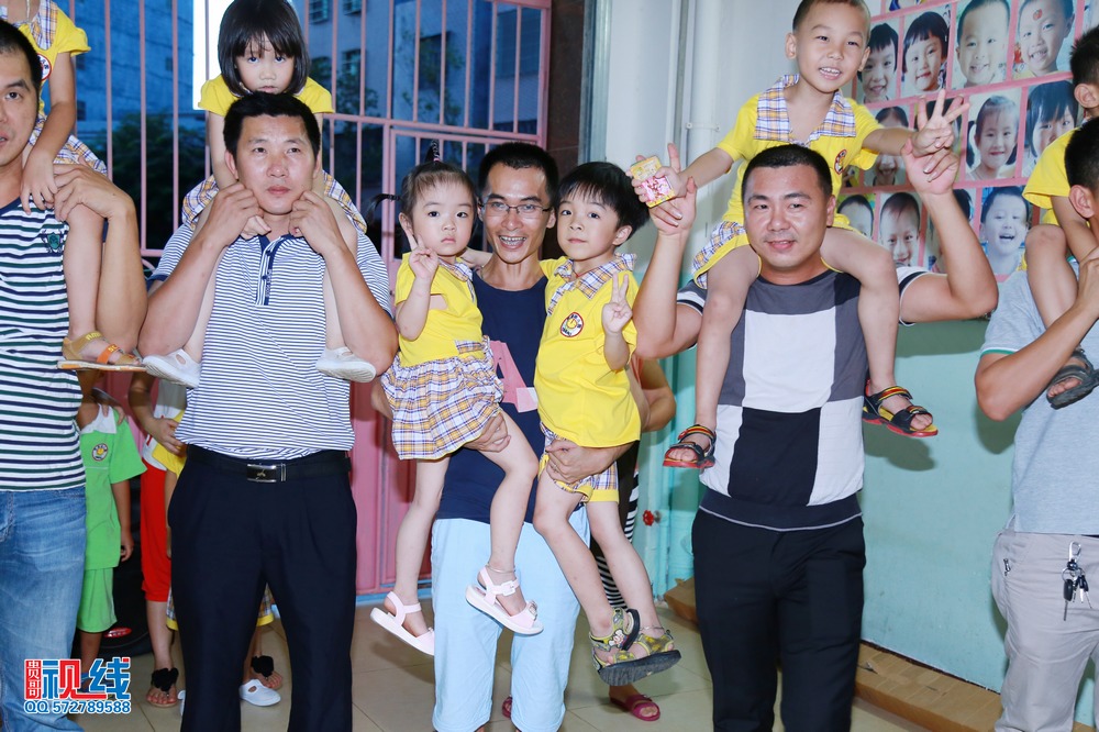 海口艺苗幼儿园举办父亲节活动   让爱传递之幸福家庭。（周宗贵 摄） (20).jpg