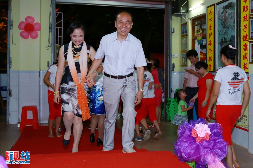 海口艺苗幼儿园举办父亲节活动   让爱传递之幸福家庭。（周宗贵 摄） (90).jpg