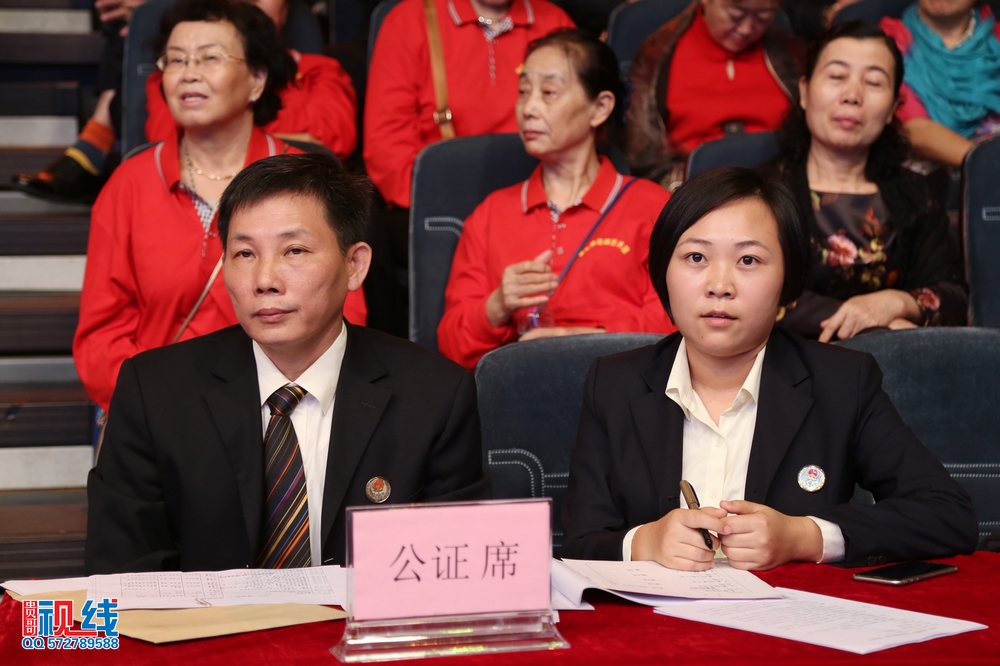 2015“微观海口 助力双创”市民评选活动第一季总决选现场实况。（周宗贵  摄） (15).jpg