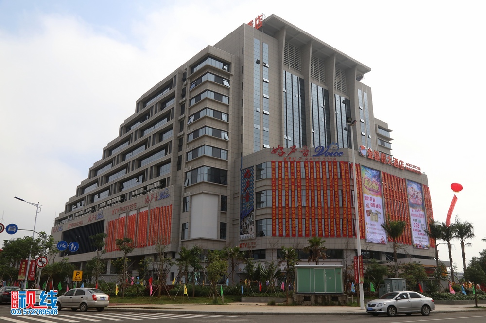 海南金银龙大酒店开业盛况。（周宗贵 摄）.jpg