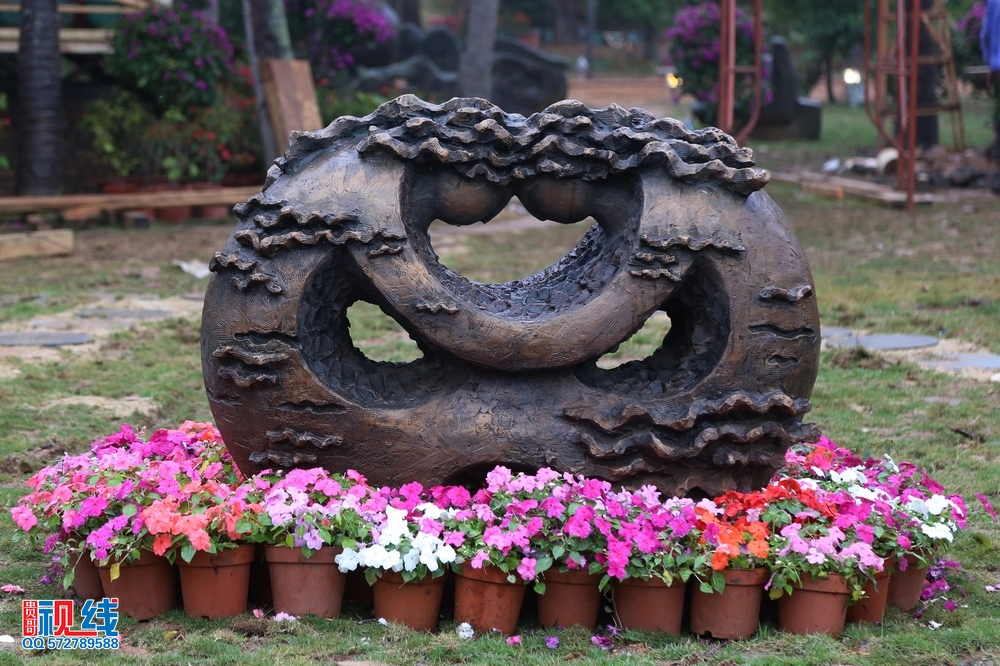 2016首届海南国 际旅游岛三角梅花展抢先看。（周宗贵 摄） (13).jpg