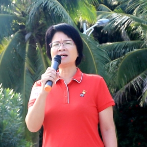 海南统一战线开展“同心齐步跟党走”健步走活动